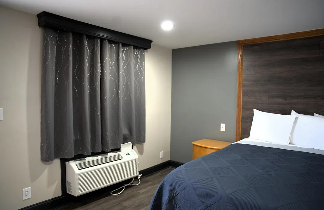 Carrier Motor Lodge-1