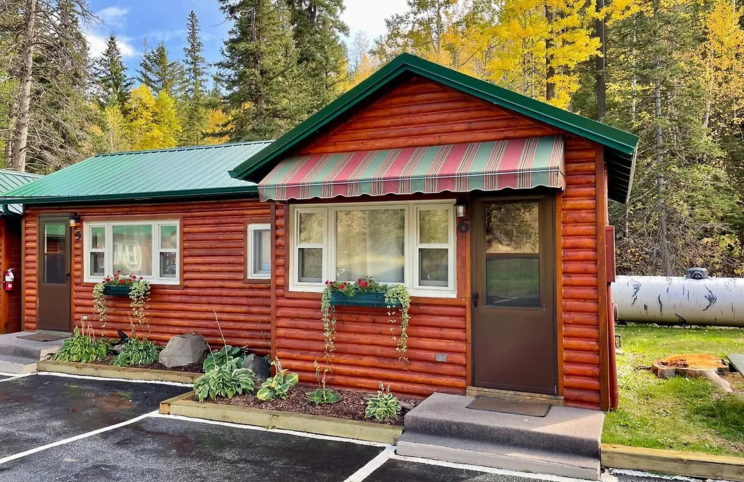 Whitetail Creek Resort-1
