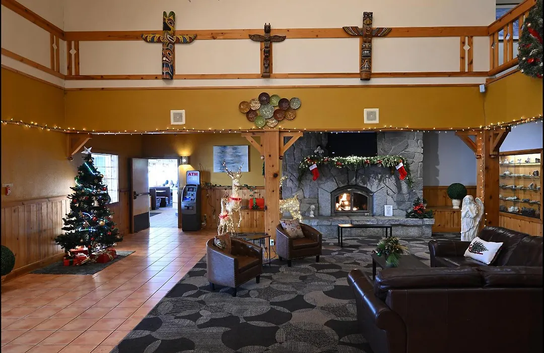 The Summit Inn-1
