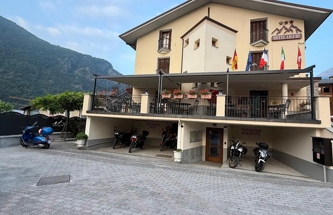 Hotel Ristorante Ligure-1