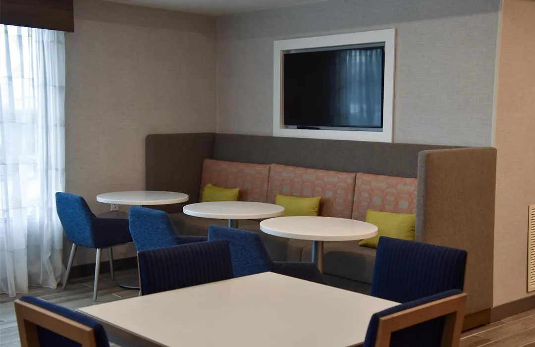 Hampton Inn Frankfort-1