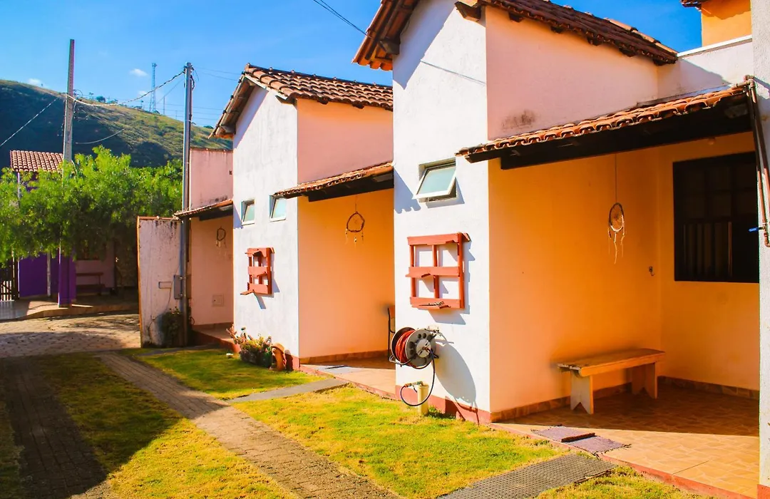 Pousada Manacá Da Serra-1