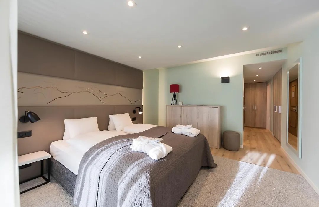 Hotel Rosatsch-1