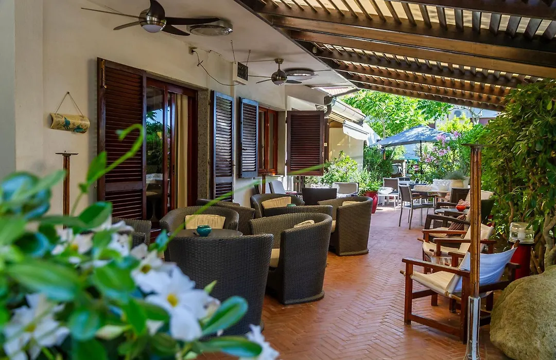 Piccolo Hotel-1