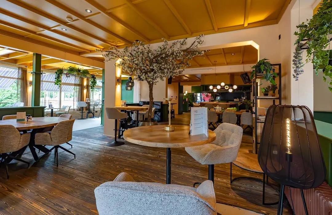 Hotel&Restaurant van Saaze-1