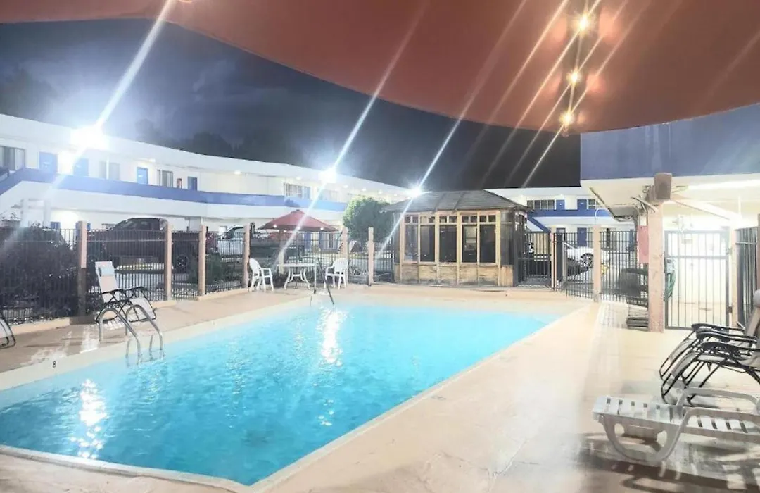 Motel 6-Canon City, Co 719-458-1216-1
