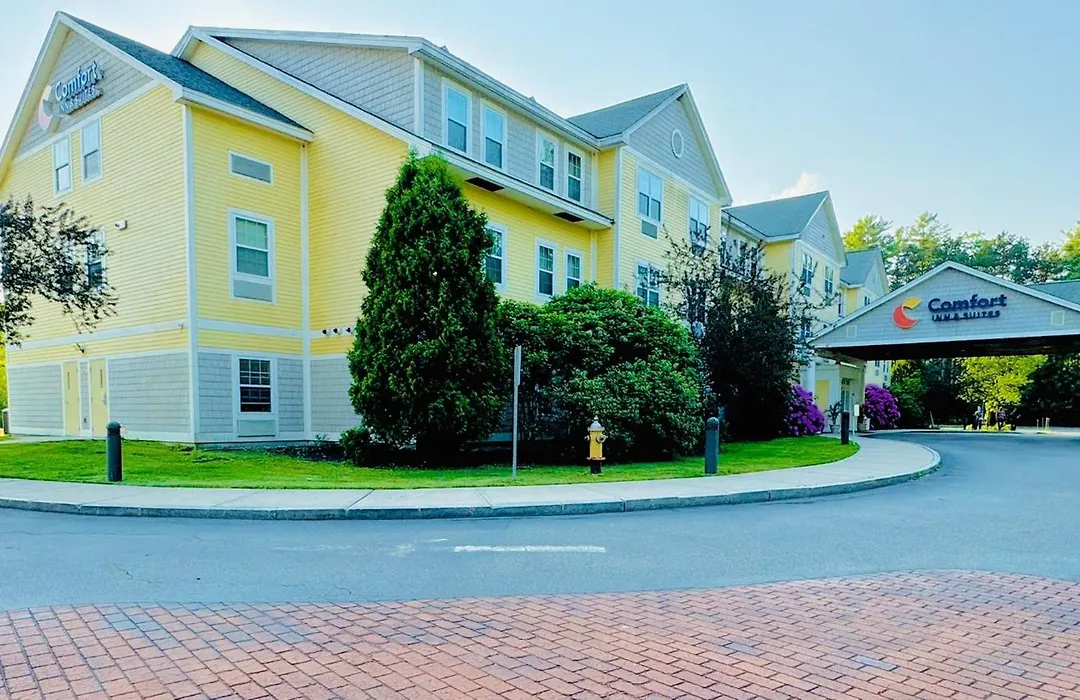 Comfort Inn & Suites Scarborough-Portland-1