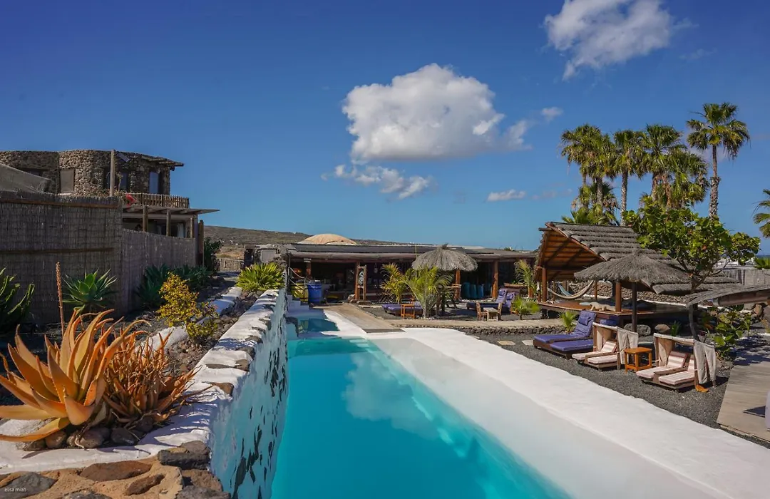 Finca De Arrieta Village - Yurts And Stone Cottages - Shared Pool - Walking Distance To Arrieta Beach - Off Grid-1