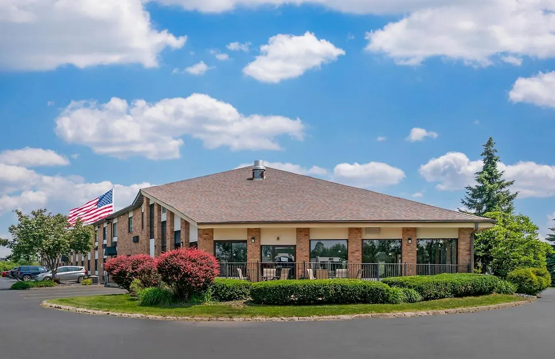 Quality Inn Grand Rapids South-Byron Center-1