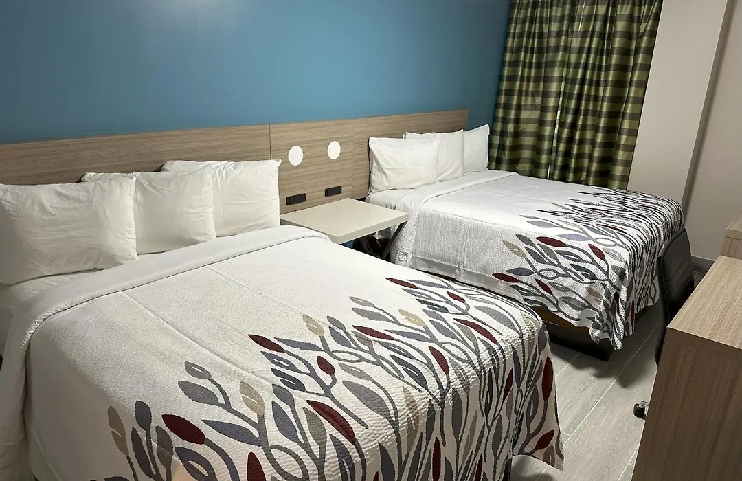 Red Roof Inn Plus Brooklyn - Flatbush Ave-1