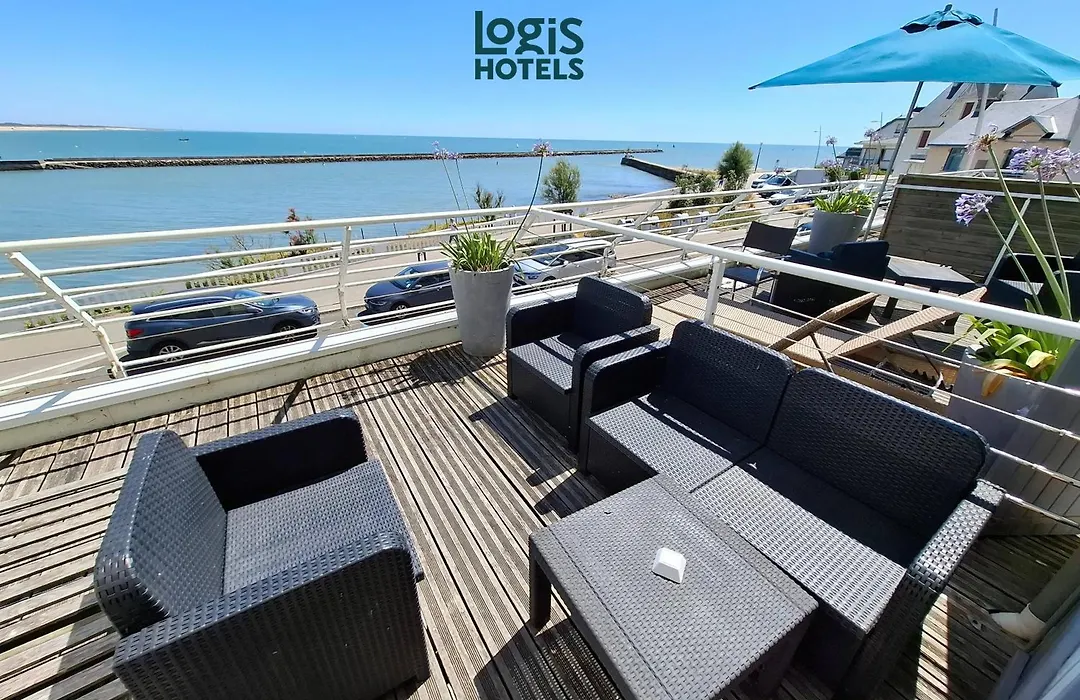Logis Hôtel Sea View-1