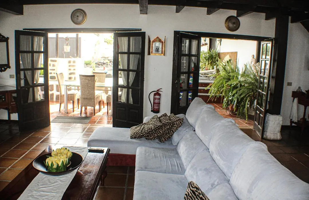 Habitaciones Doña Cris-1