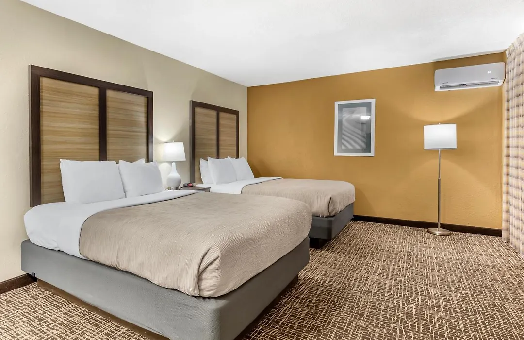 Quality Inn & Suites Spring Lake - Fayetteville Near Fort Bragg-1