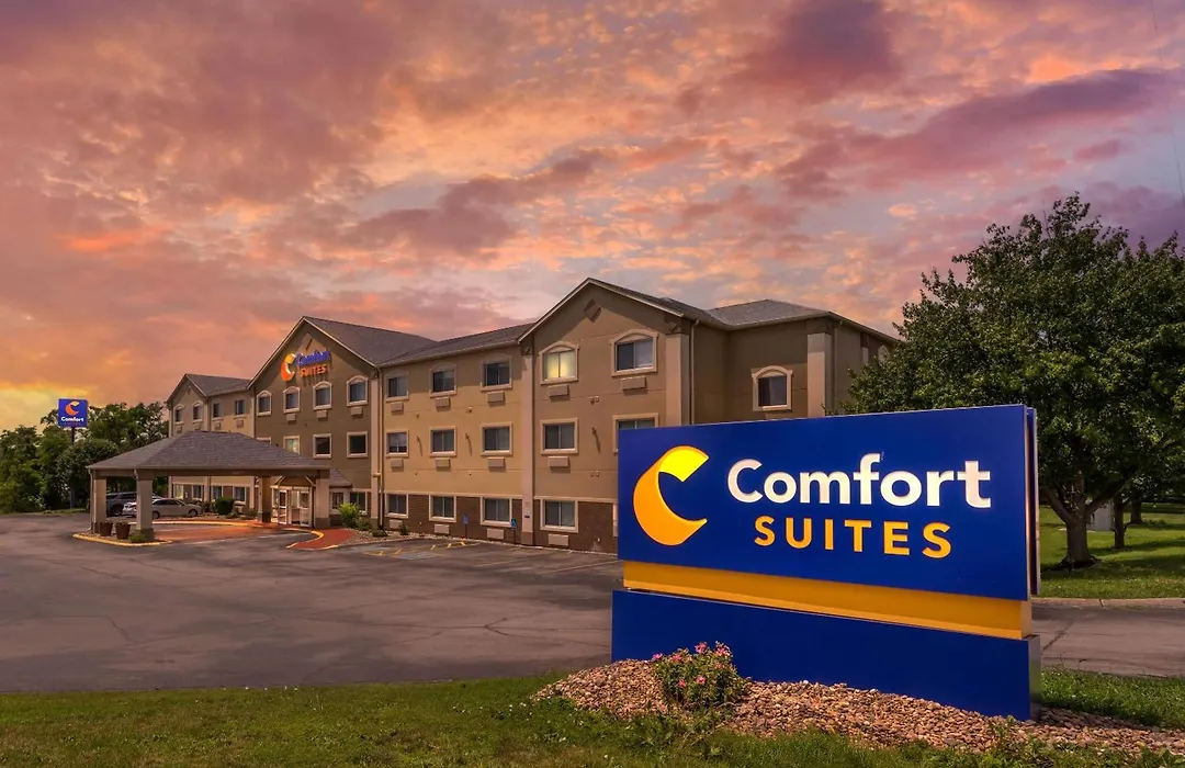 Comfort Suites Omaha Northwest-1