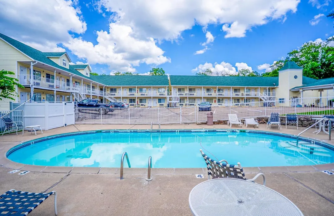 Hotel O Eureka Springs - Christ Of Ozark Area-1