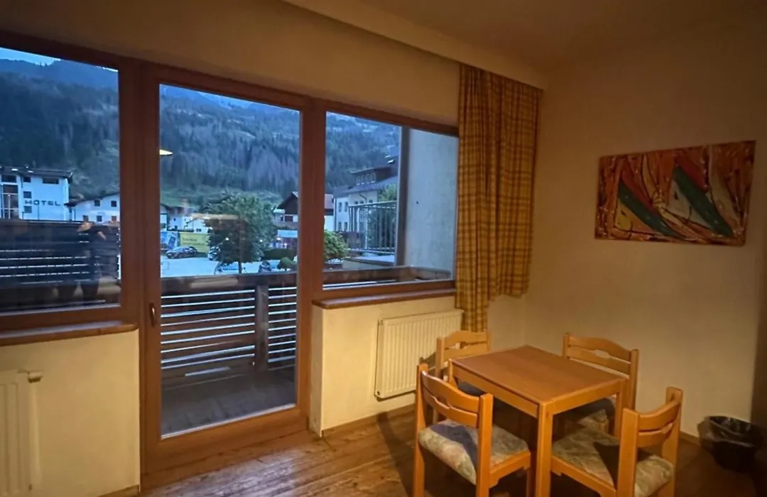 Hotel Schwarzer Adler Sillian-1