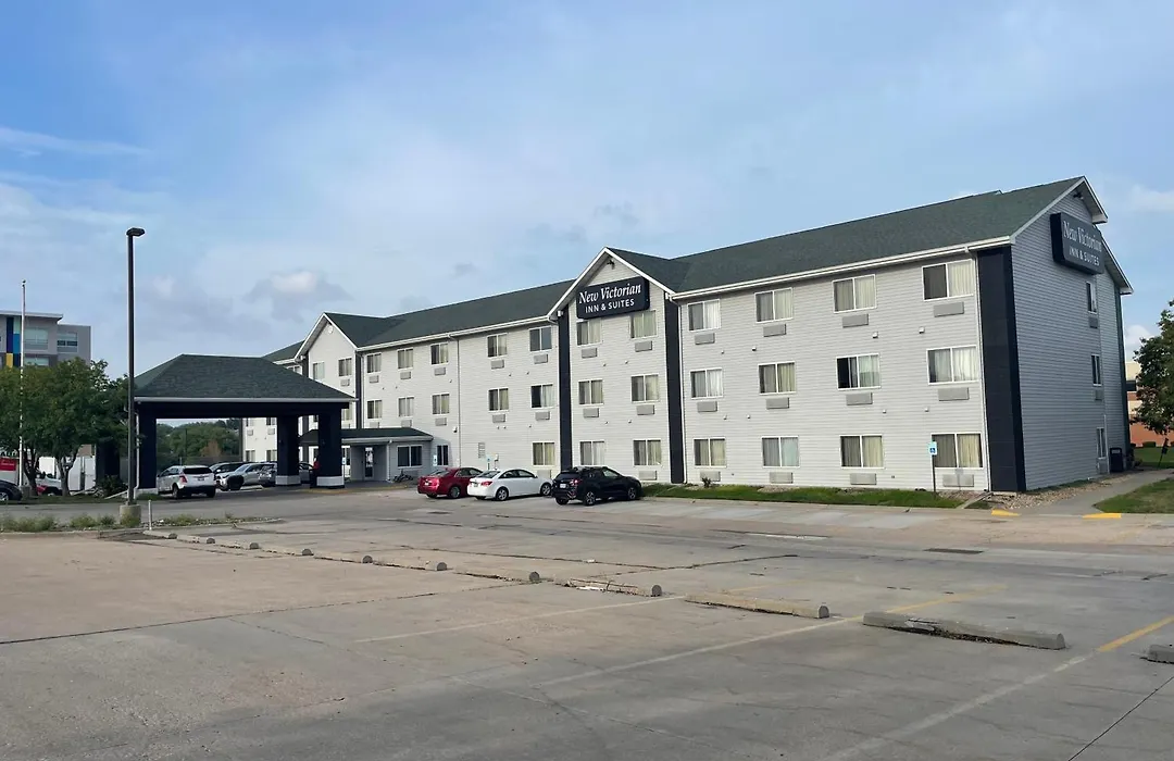 New Victorian Inn & Suites Lincoln-1