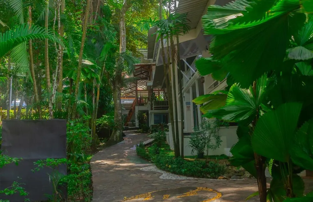 Hotel Verde Mar Direct Beach Access-1