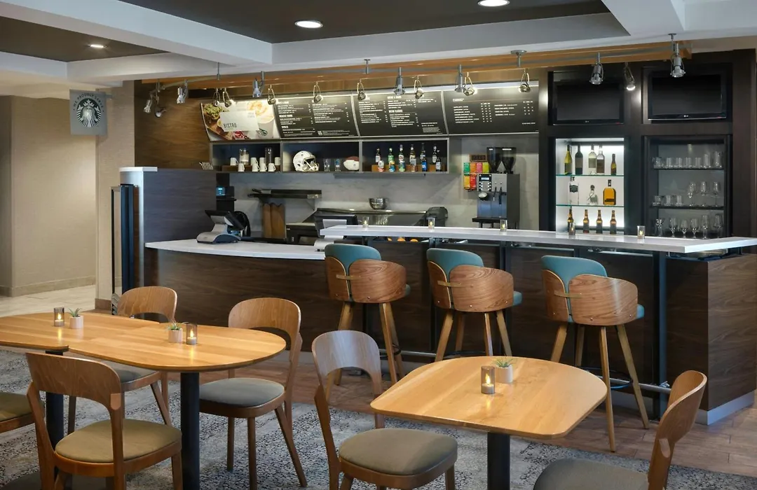 Courtyard By Marriott Springfield Airport-1