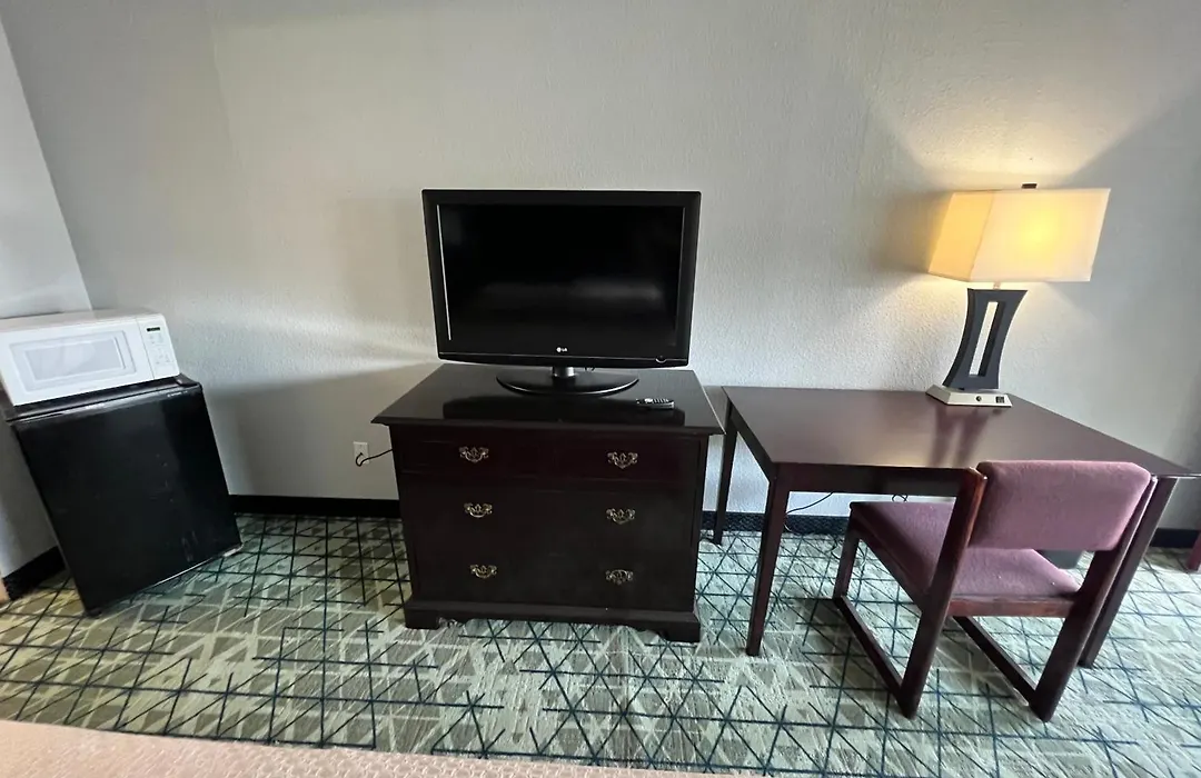 Executive Inn Texarkana-1