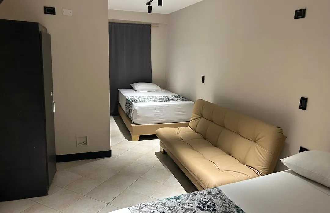 Hotel Gran Imperio-1