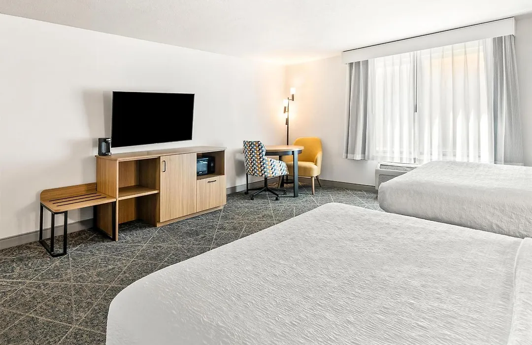 Hampton Inn And Suites Merced-1