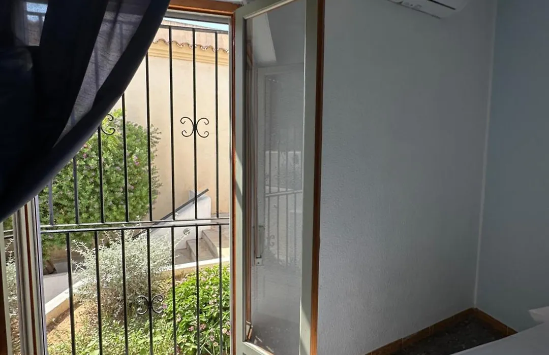 Hostal L'Escaleta-1