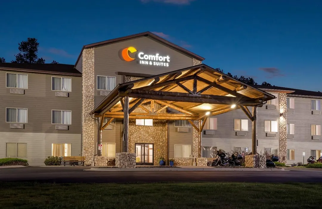 Comfort Inn & Suites-1