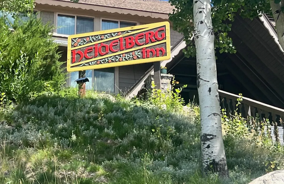 Heidelberg Inn & Resort-1