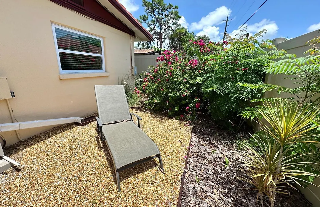 Tropical Villas Of Venice Beach-1