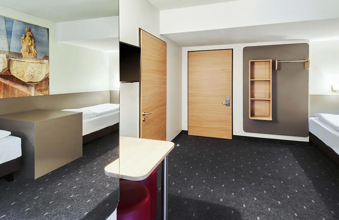 B&B Hotel Wuerzburg-City-1