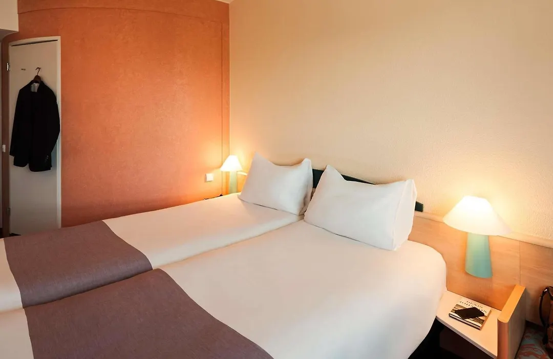 Ibis Hotel Berlin Spandau-1