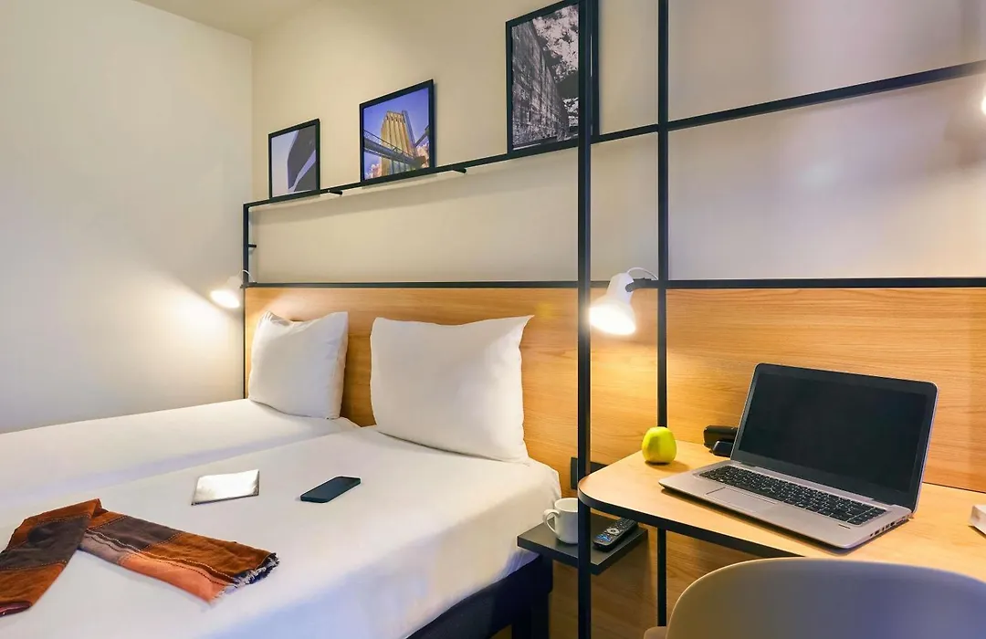 ibis Lorient Centre Gare-1