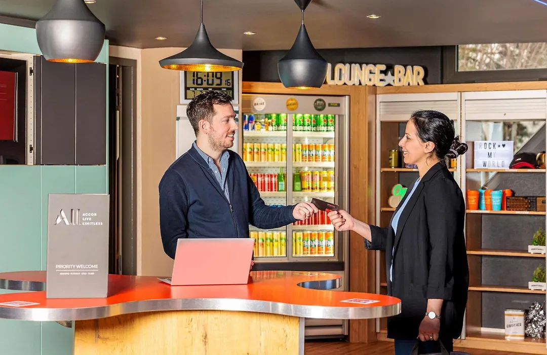 Ibis Lausanne Crissier-1