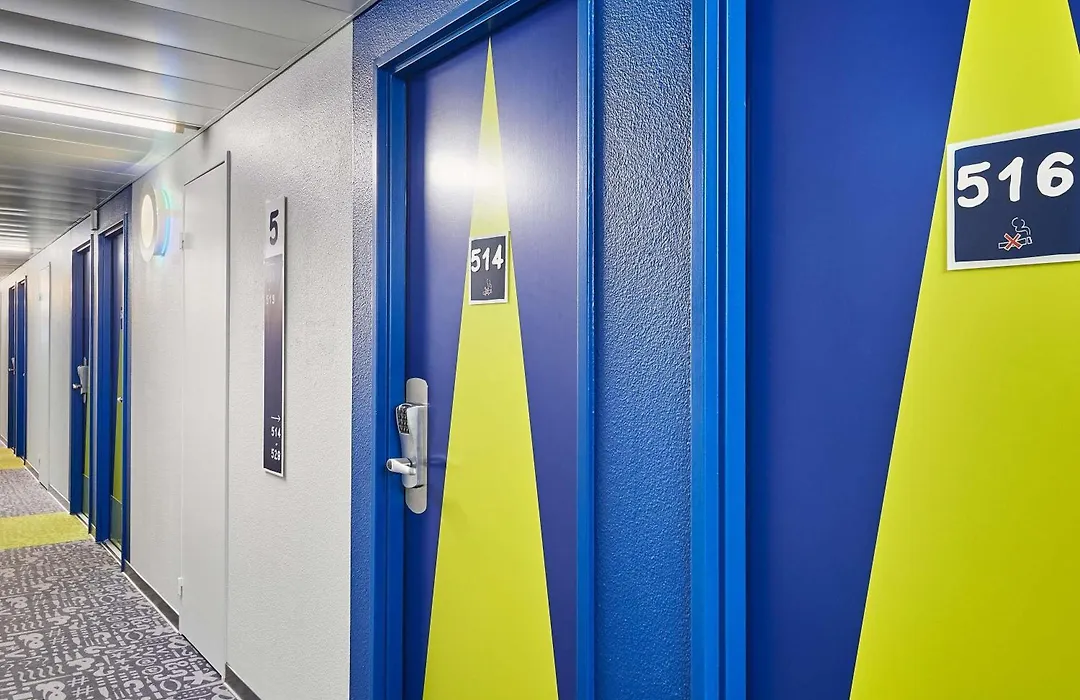 Ibis Budget Vélizy-1