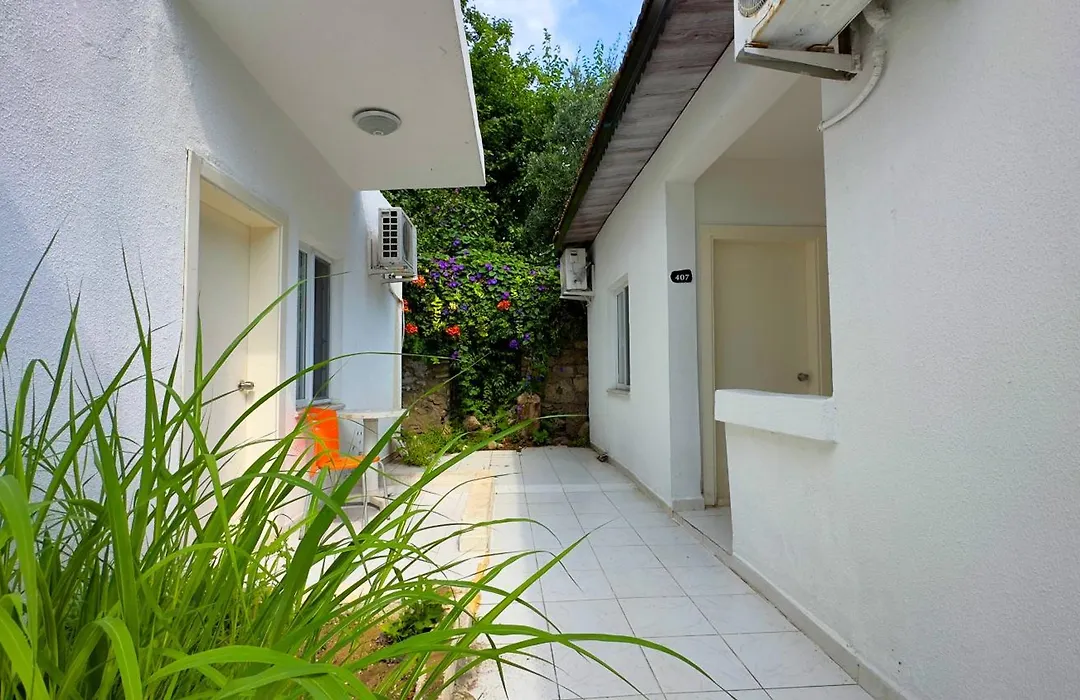 Side Beach Hotel-1