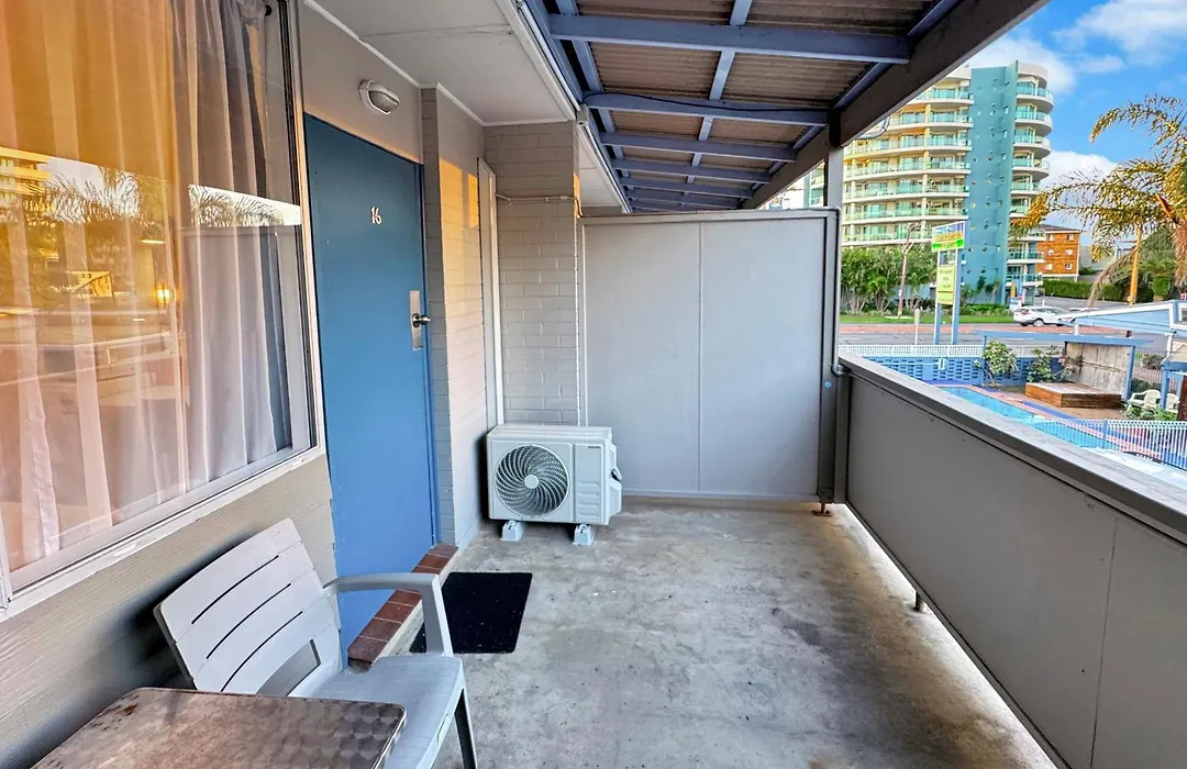 Golden Sands Motor Inn-1
