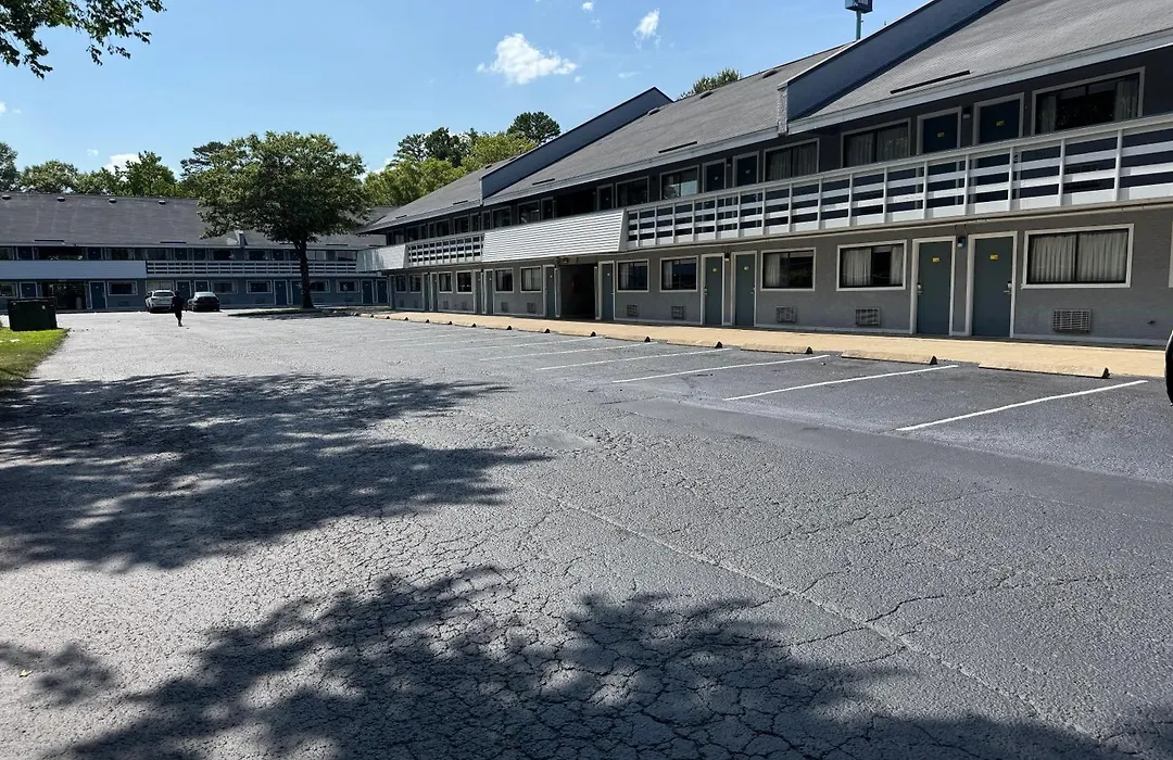 Days Inn By Wyndham Charlotte University-1