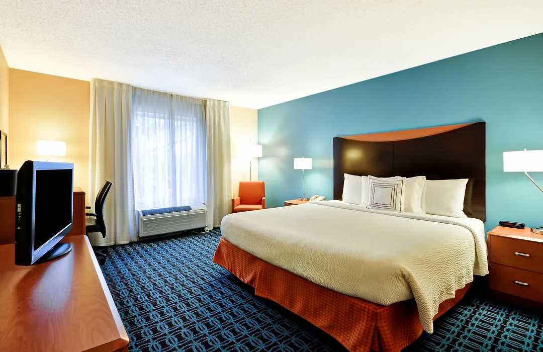 Fairfield Inn & Suites Dallas Medical/Market Center-1