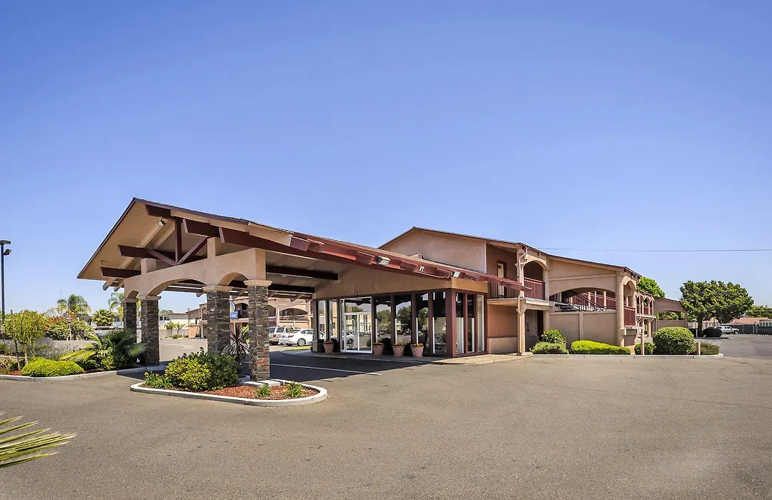 Days Inn By Wyndham Modesto-1