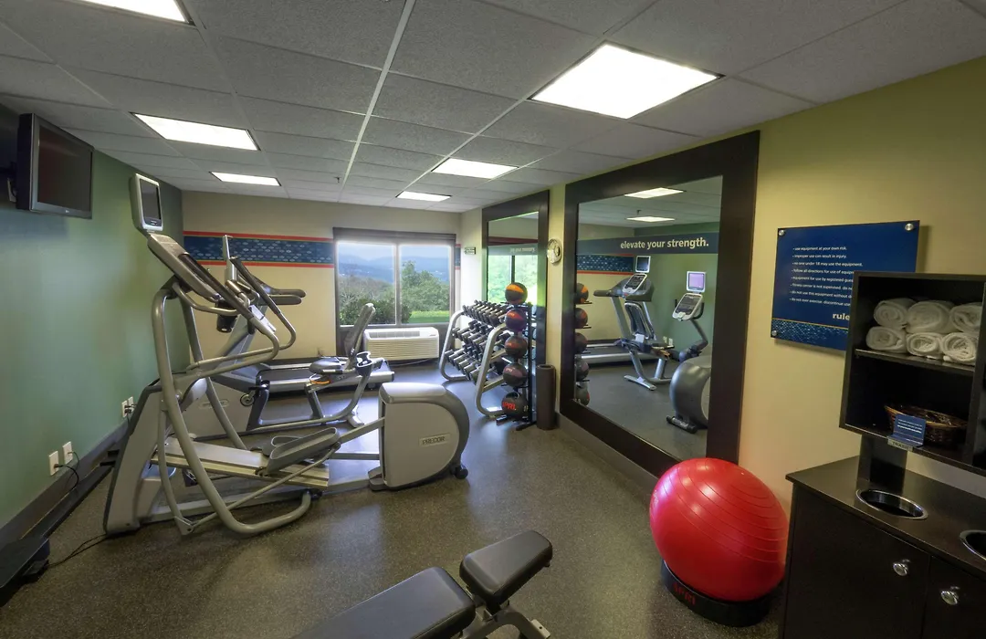 Hampton Inn Hazleton-1