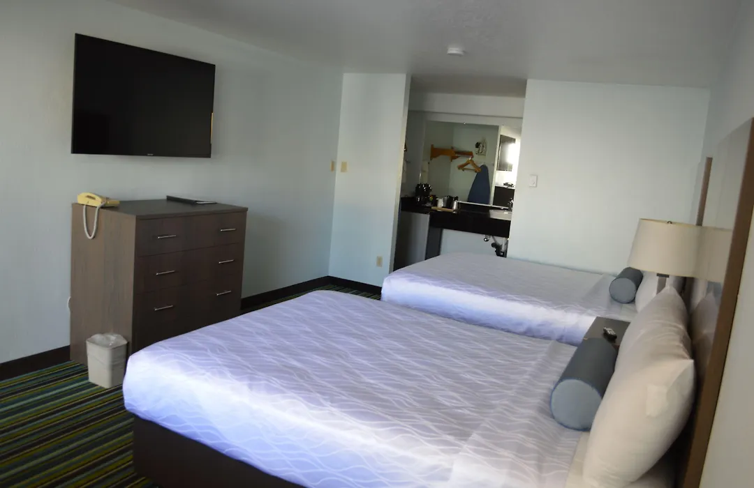 Brookings Inn Resort-1