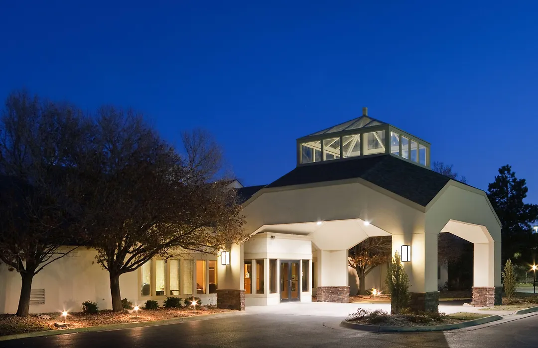 Quality Inn & Suites Albuquerque Midtown - University Area-1