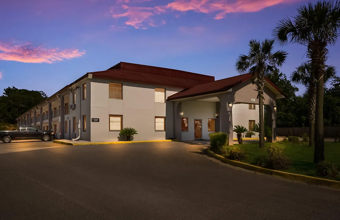 Red Roof Inn Crestview-1