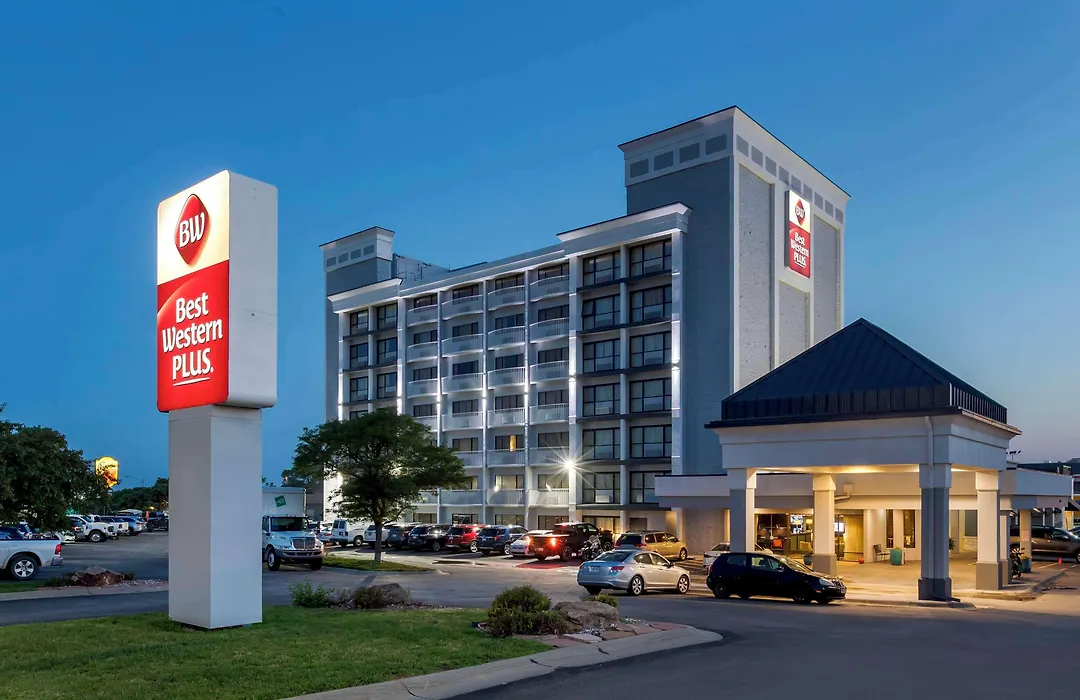 Best Western Plus Midwest Inn-1