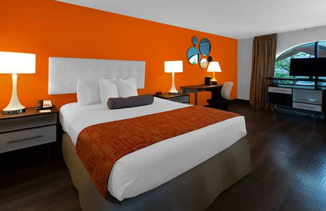 Howard Johnson By Wyndham Waukegan Great Lakes-1