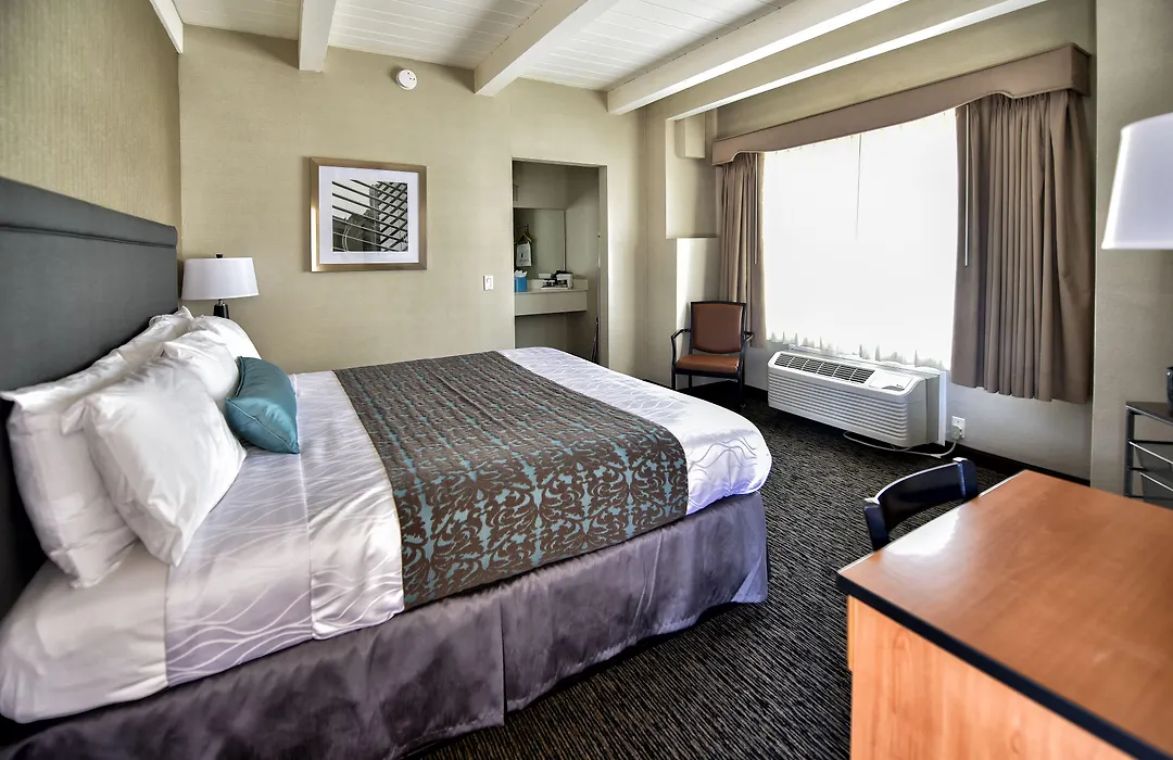 City Center Inn And Suites-1