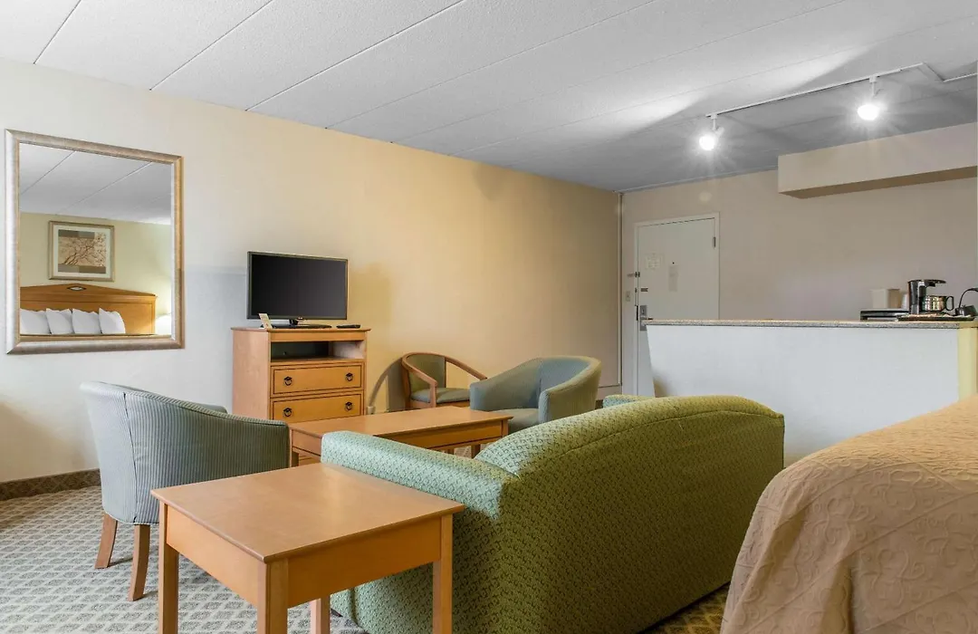Quality Inn & Suites Fairview - Erie-1