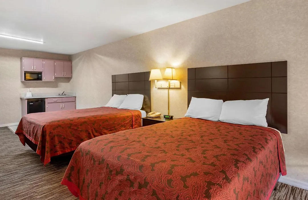 Rodeway Inn Clearwater-Largo-1