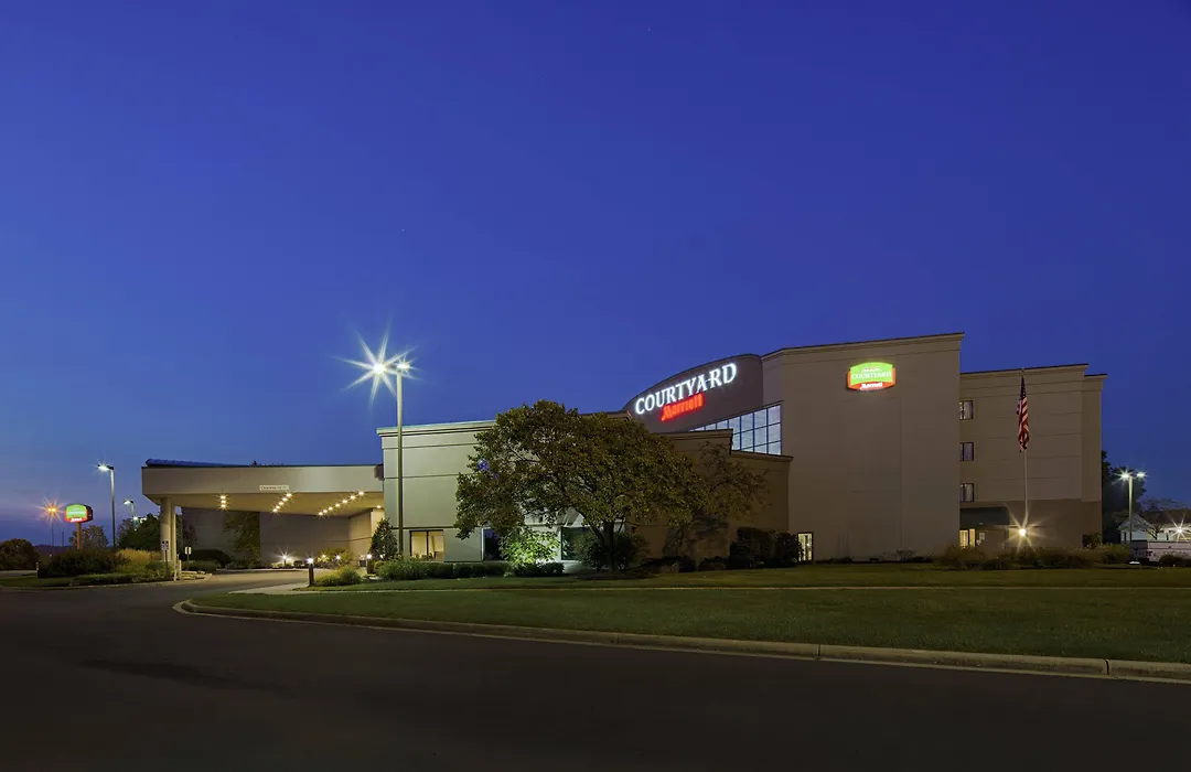 Courtyard By Marriott Columbus West/Hilliard-1